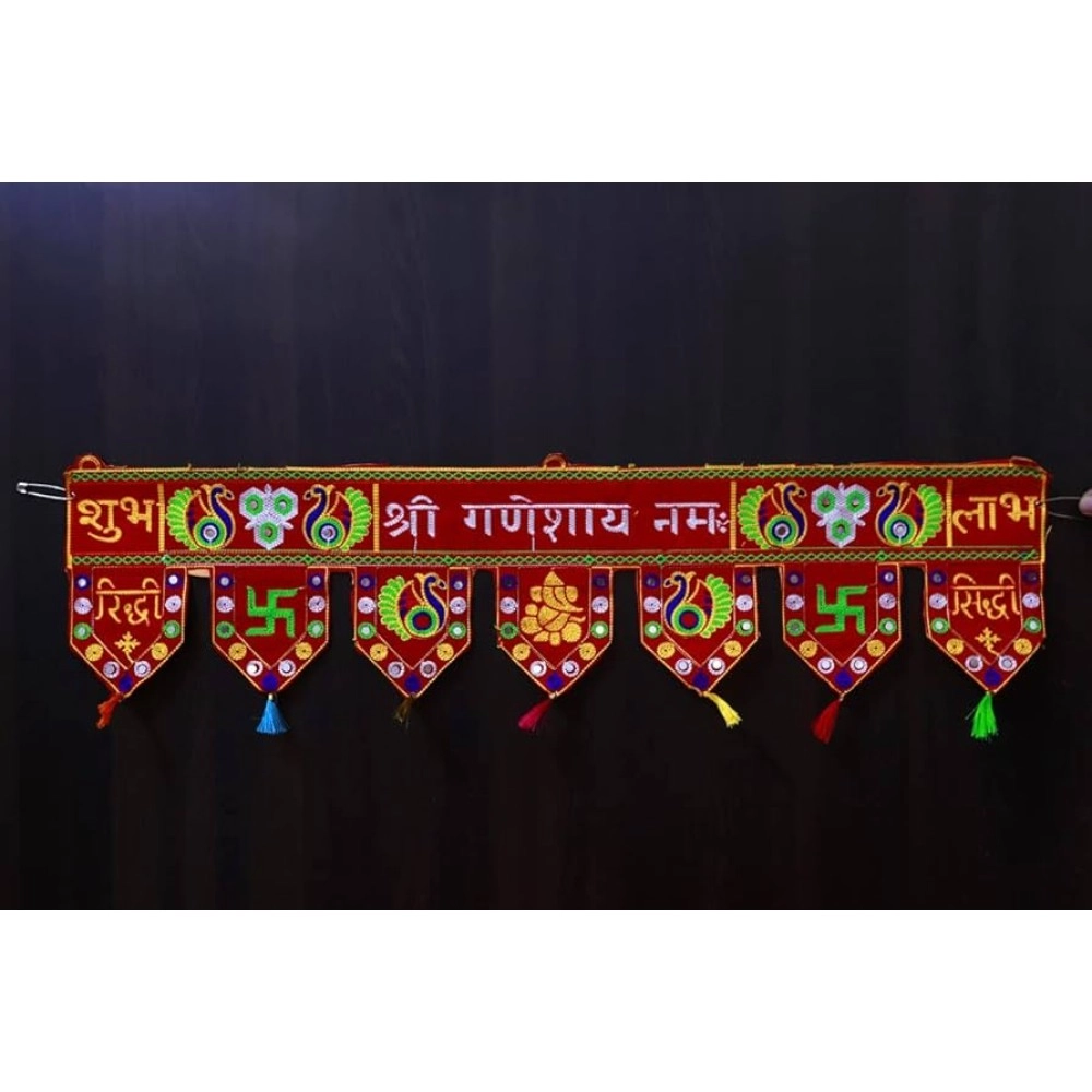 बंदनवार वेलवेट